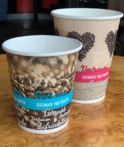 Kaffeebecher to go mit Motiv