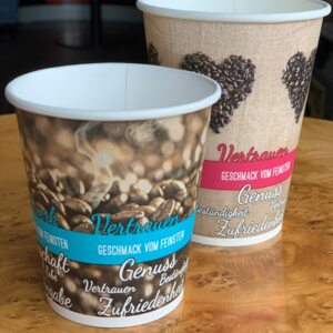 Kaffeebecher to go mit Motiv